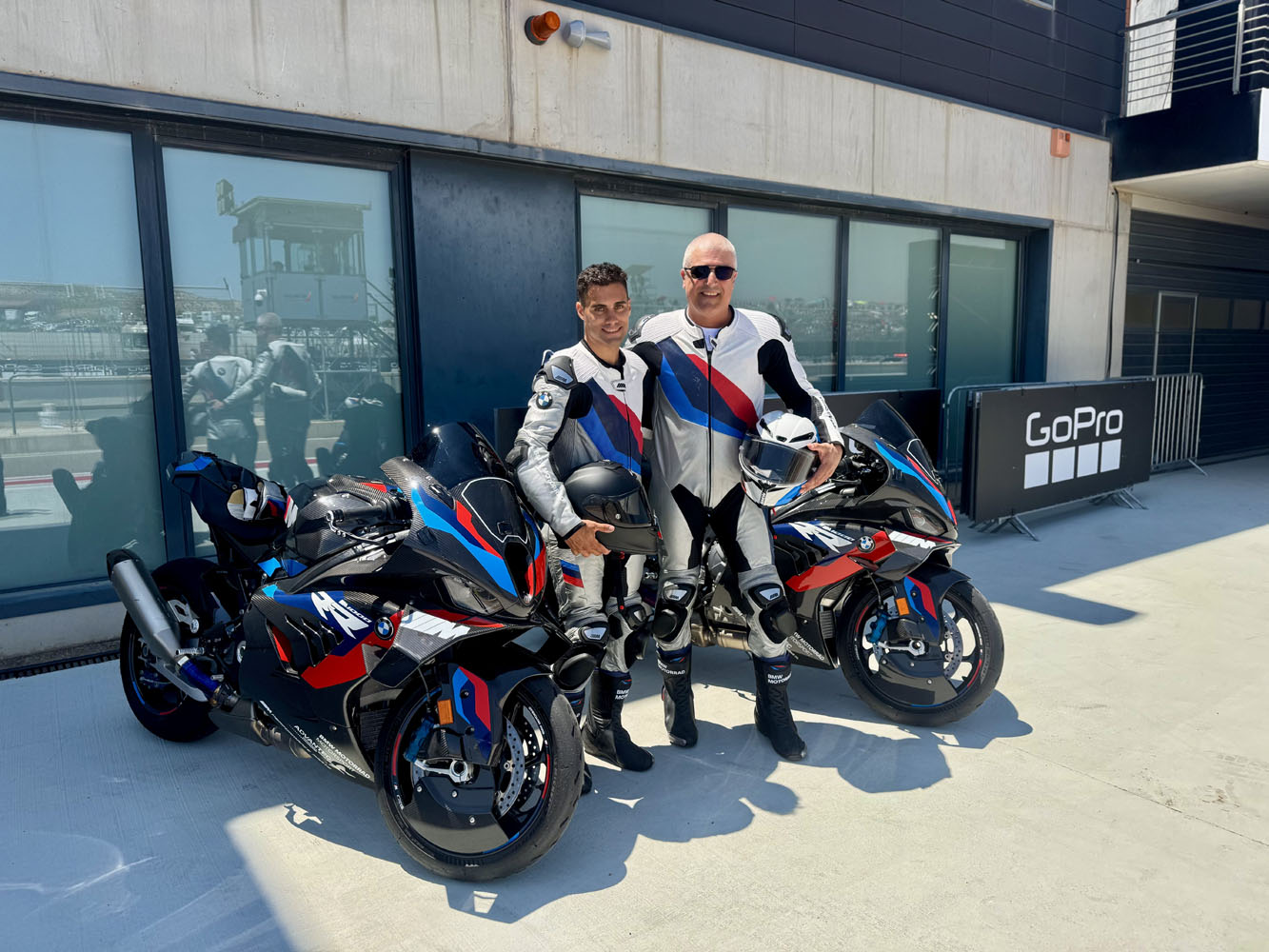 Pilotando la BMW del Safety Car en el GP Aragón 2025
