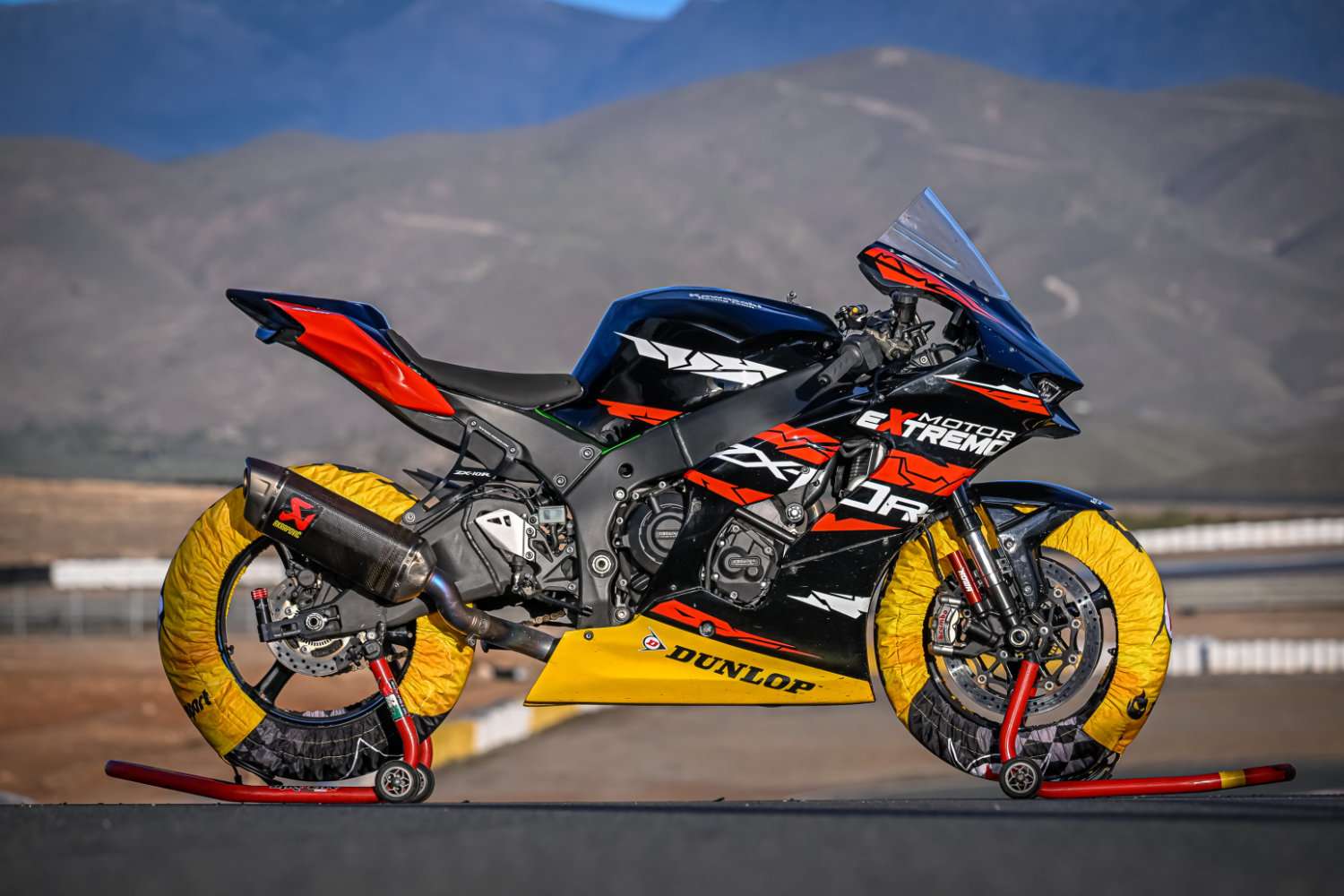 Kawasaki ZX-10R 2023 alquiler de moto